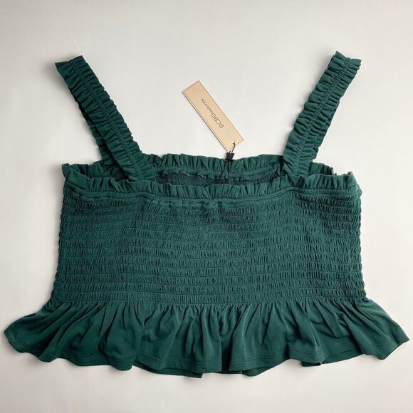 BCBGeneration NWT Sleeveless Smocked Top - Picture 2 of 9